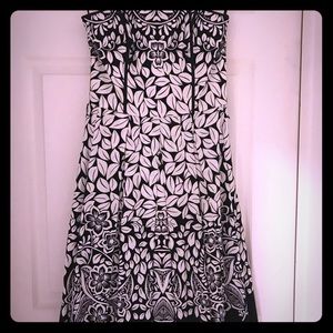 White House Black Market Dress B&W Size 0